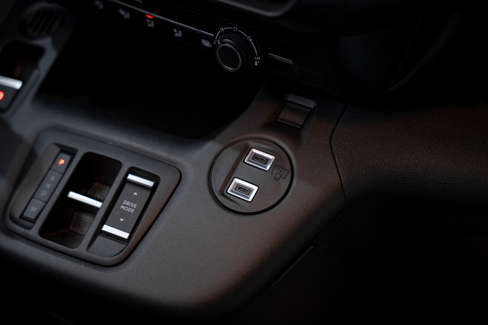peugeot-partner-l1h1-1-5-100cv-co2-stand-carros-automovel-comprar-pataias-19