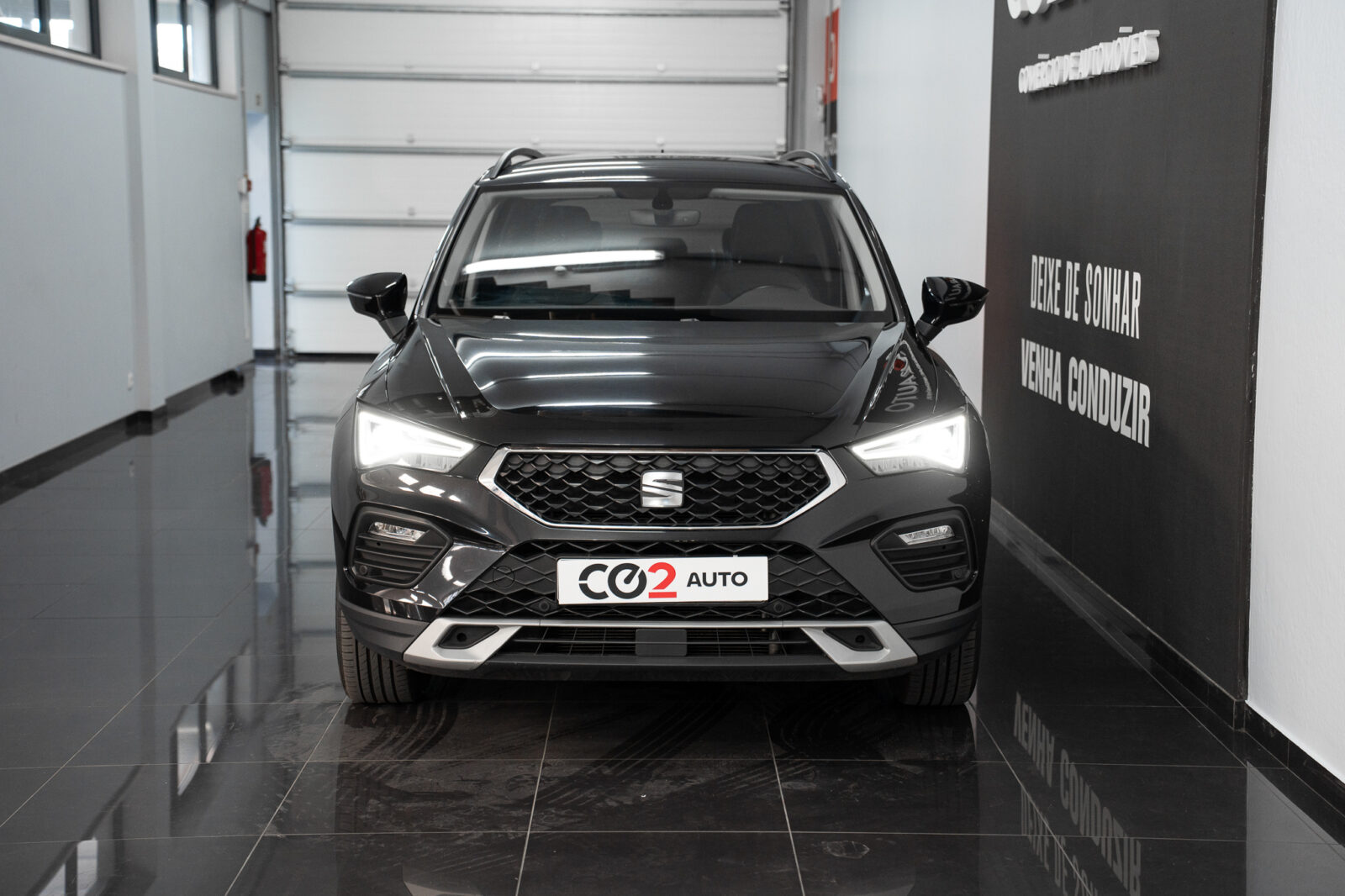 seat-ateca-1-0-tsi-style-co2-stand-carros-automovel-comprar-pataias-31