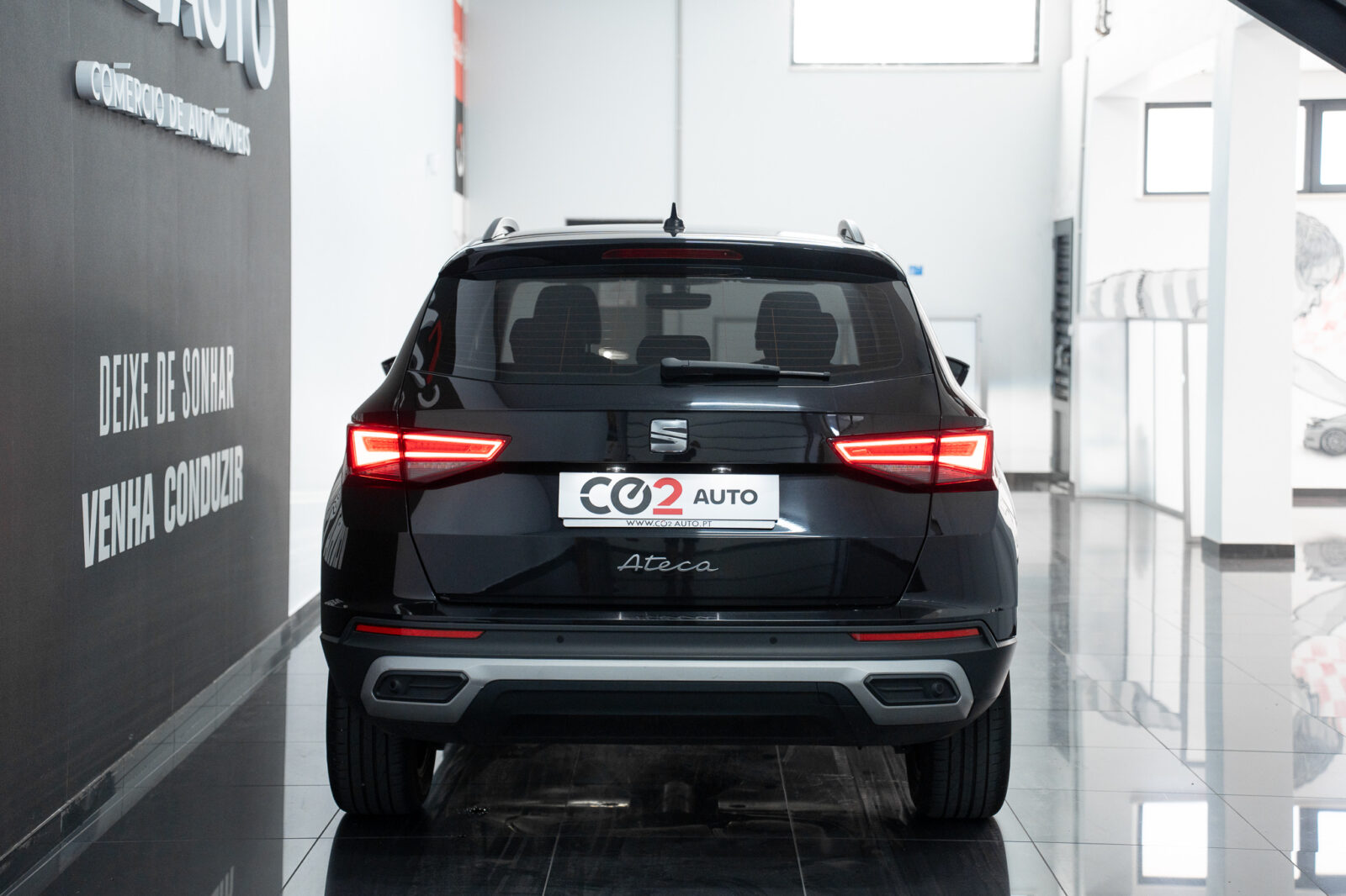 seat-ateca-1-0-tsi-style-co2-stand-carros-automovel-comprar-pataias-34