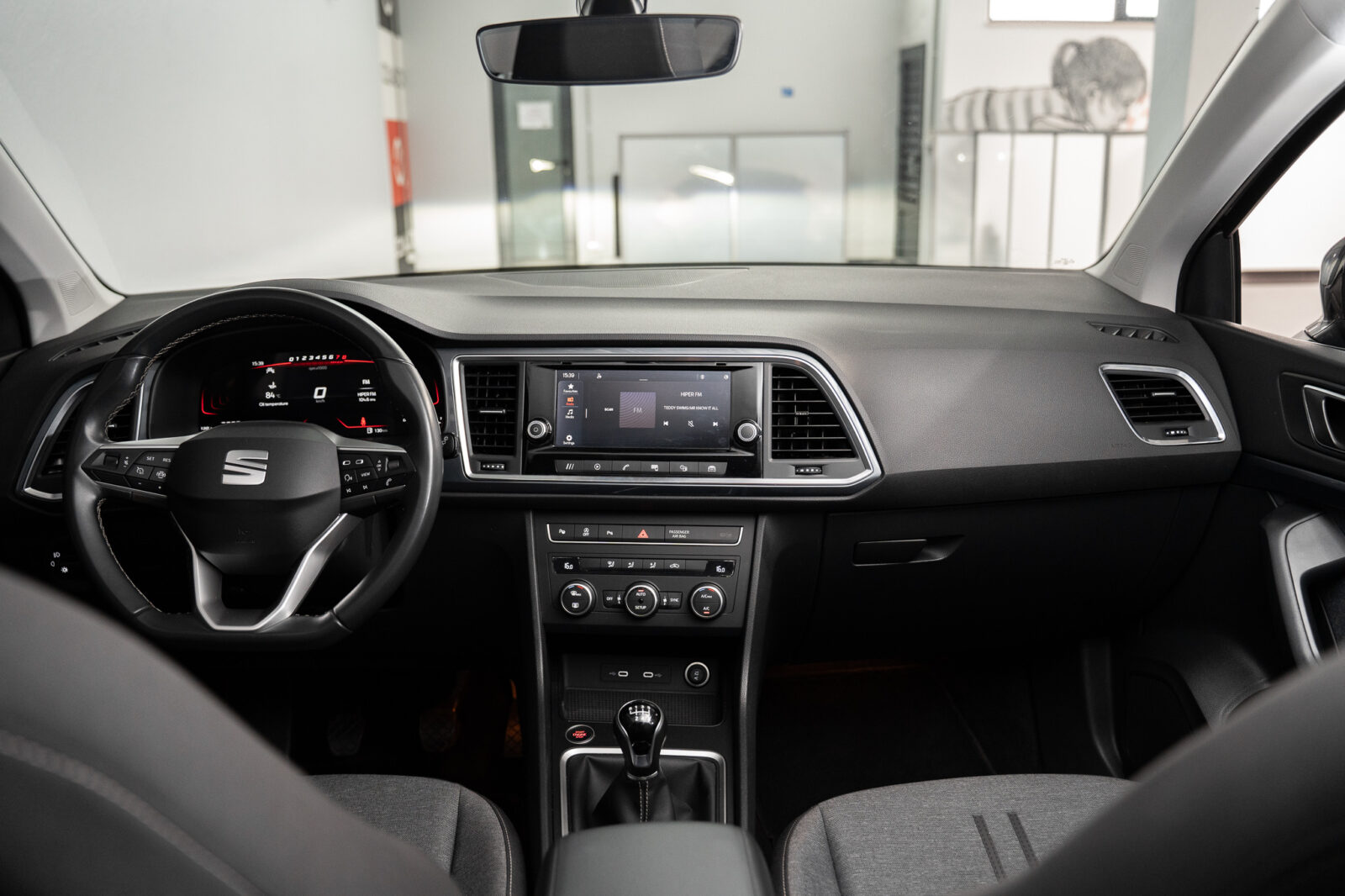 seat-ateca-1-0-tsi-style-co2-stand-carros-automovel-comprar-pataias-44