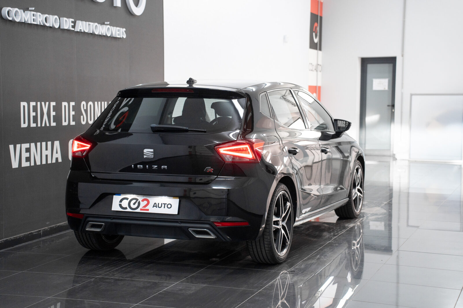 seat-ibiza-1-0-eco-tsi-fr-co2-stand-carros-automovel-comprar-pataias-36