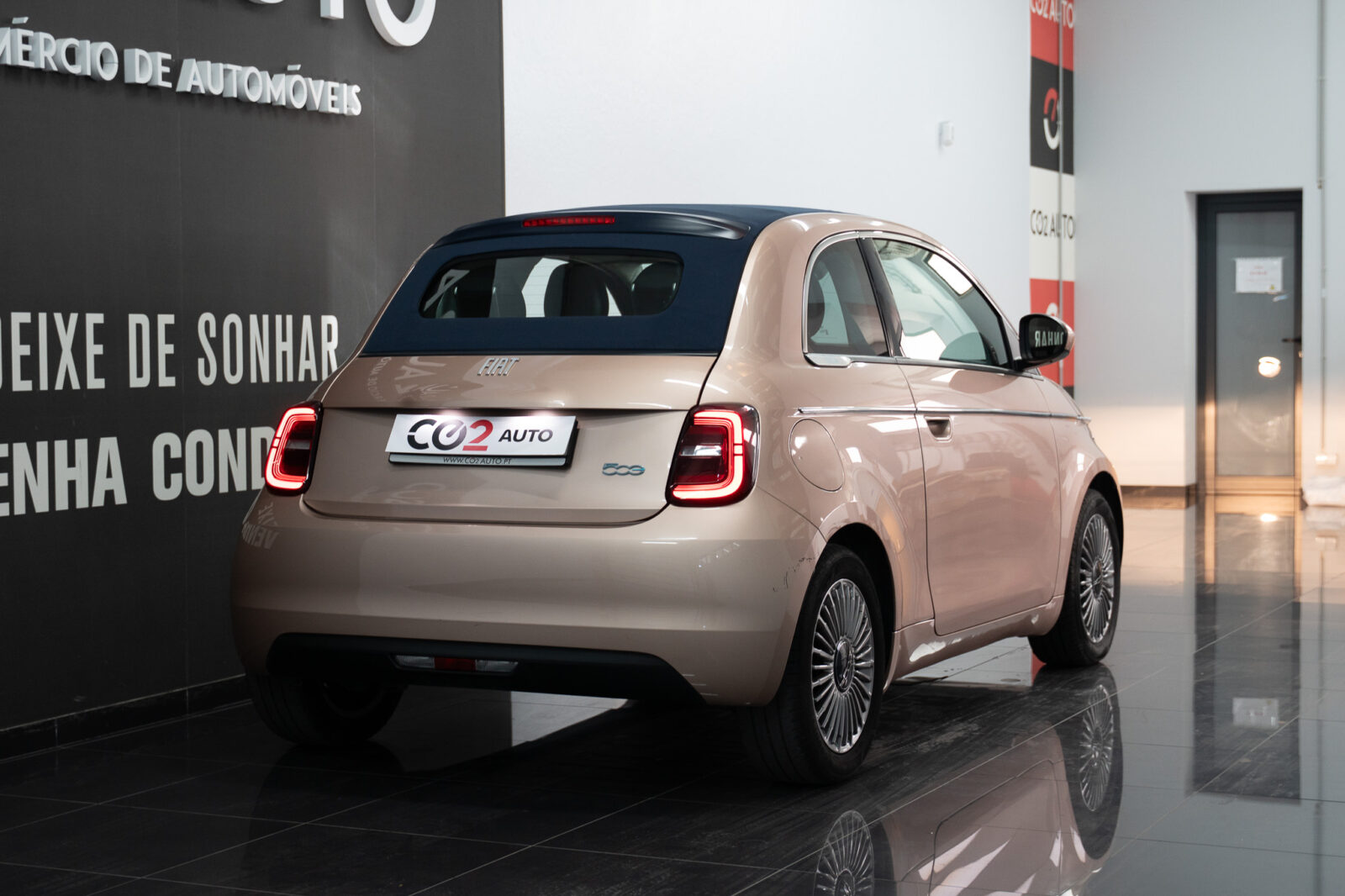 fiat_500e-5