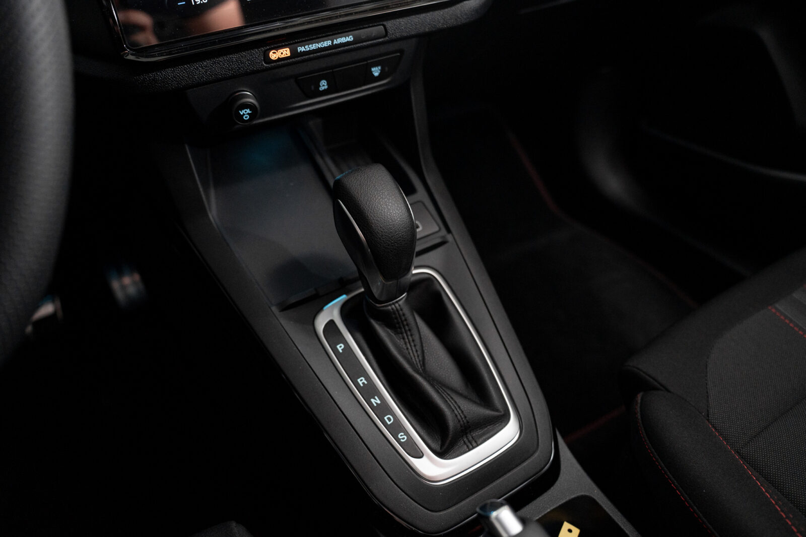 ford-puma-co2-stand-carros-automovel-comprar-pataias-41