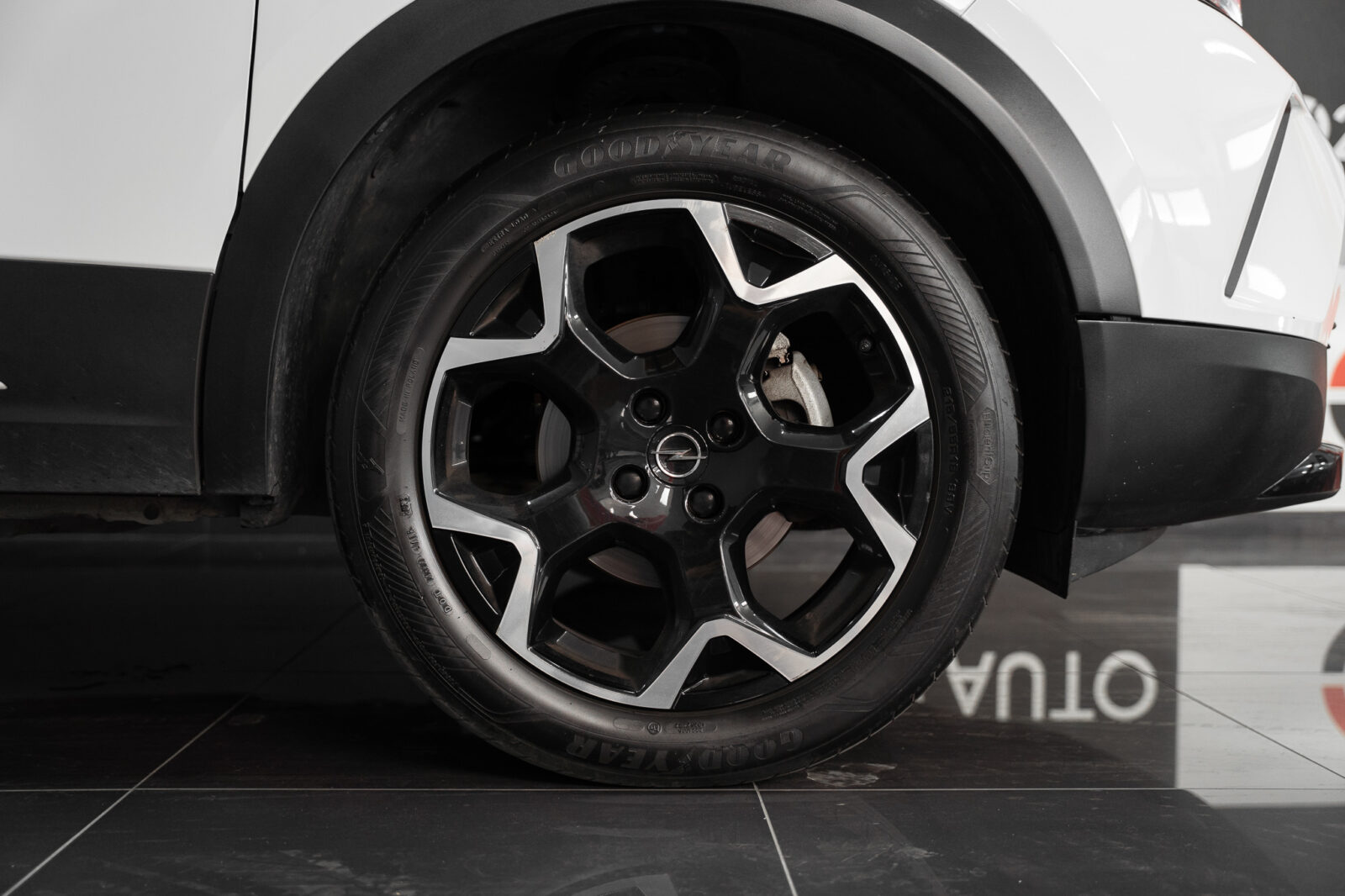 opel-mokka-brancoo-co2-stand-carros-automovel-comprar-pataias-4