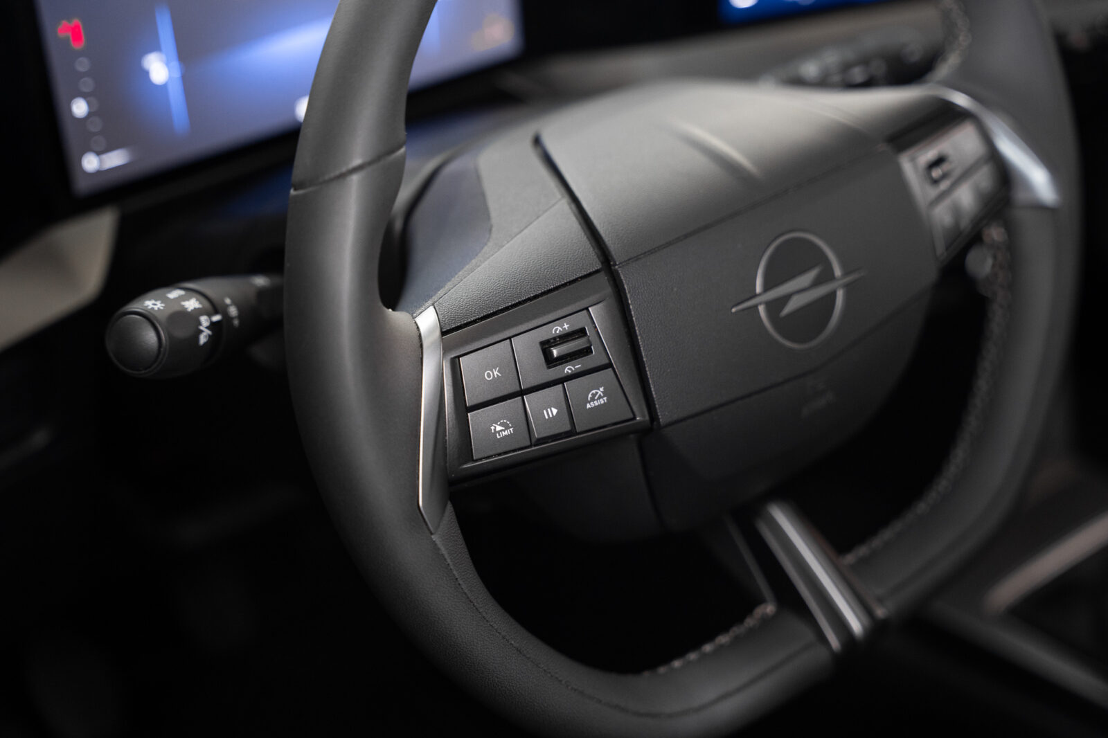 opel-mokka-elegance-1-2t-136cv-cm6-co2-stand-carros-automovel-comprar-pataias-19