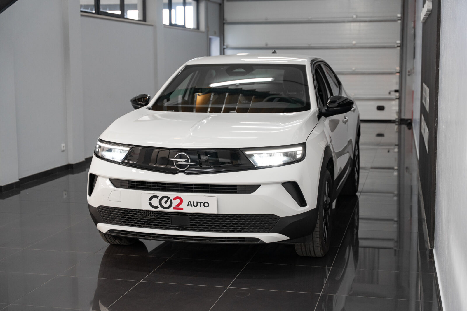 opel-mokka-elegance-1-2t-136cv-cm6-co2-stand-carros-automovel-comprar-pataias-3