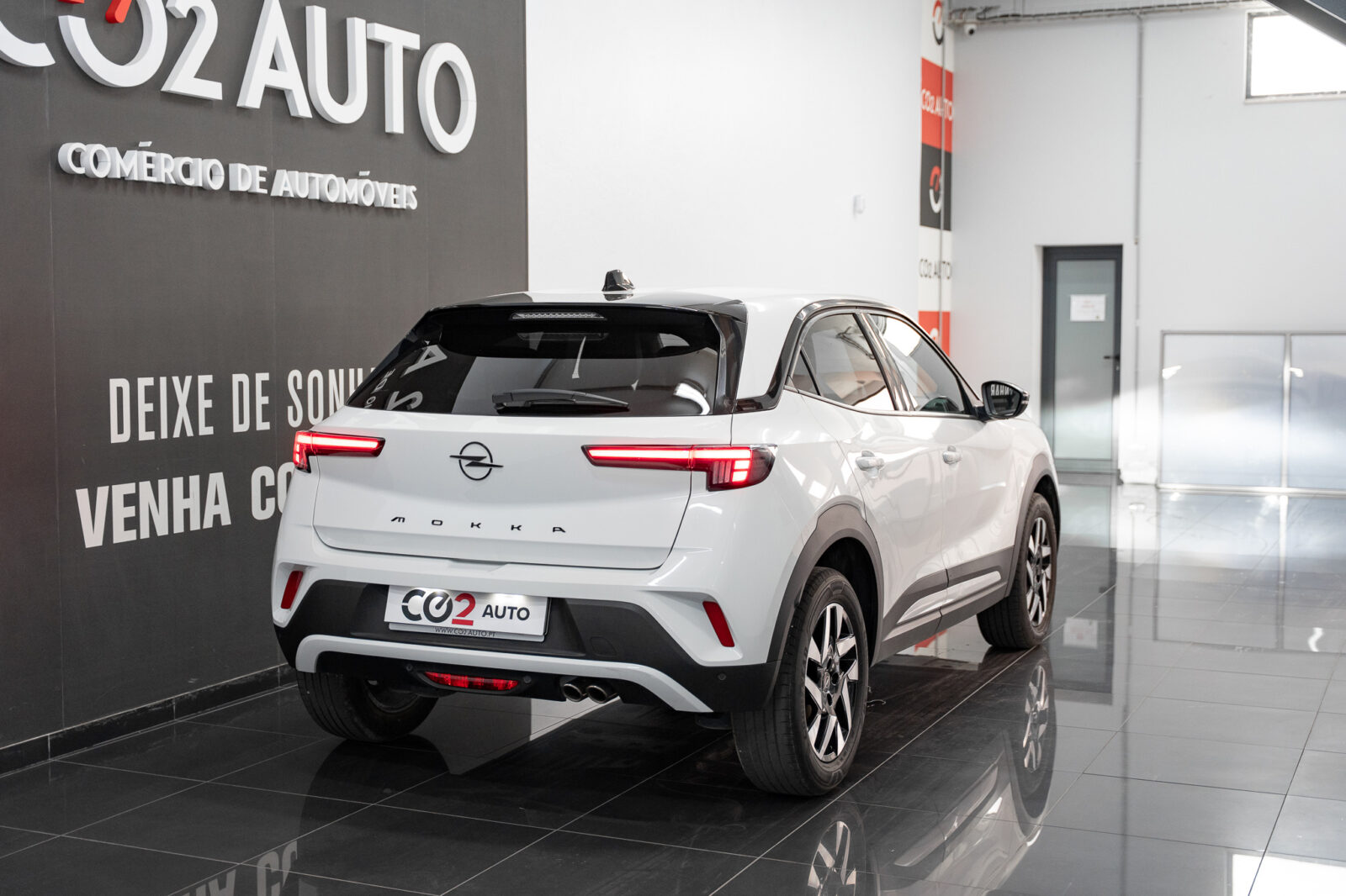 opel-mokka-elegance-1-2t-136cv-cm6-co2-stand-carros-automovel-comprar-pataias-7