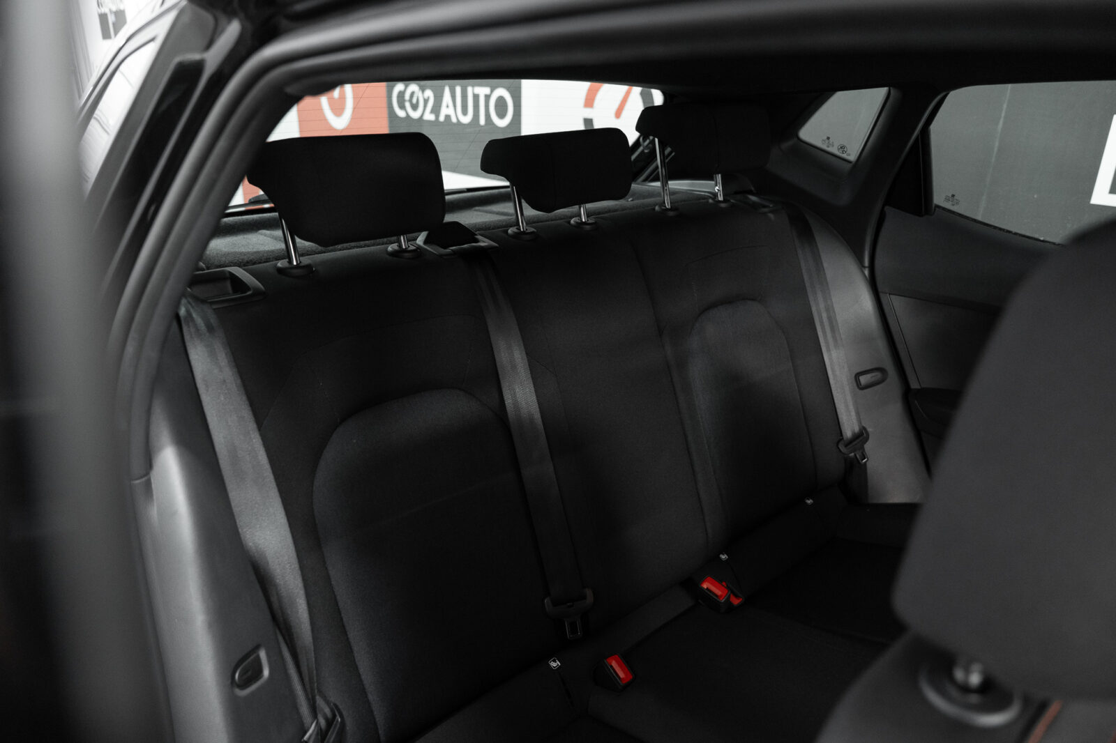 seat-ibiza-fr-co2-stand-carros-automovel-comprar-pataias-preto-22