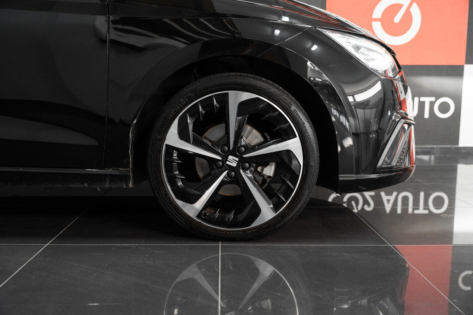 seat-ibiza-fr-co2-stand-carros-automovel-comprar-pataias-preto-3