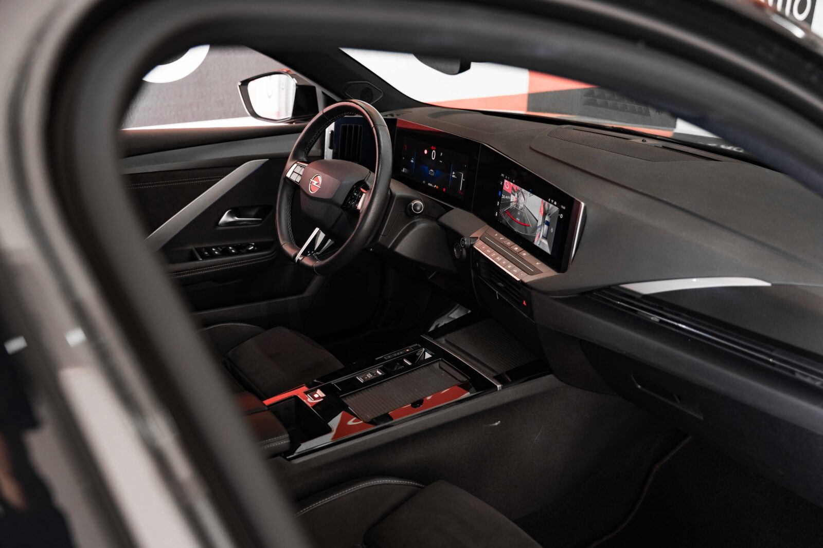 opel-astra-co2-stand-carros-automovel-comprar-pataias-cinzento-12