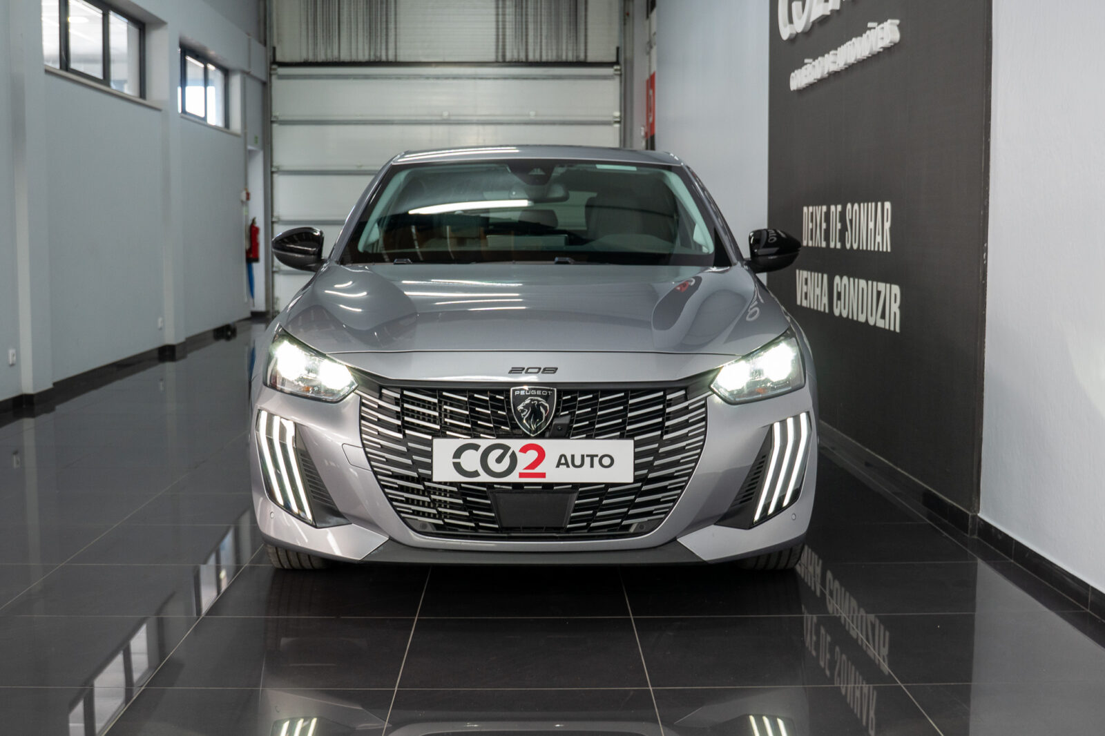 peugeot_208_allure-02