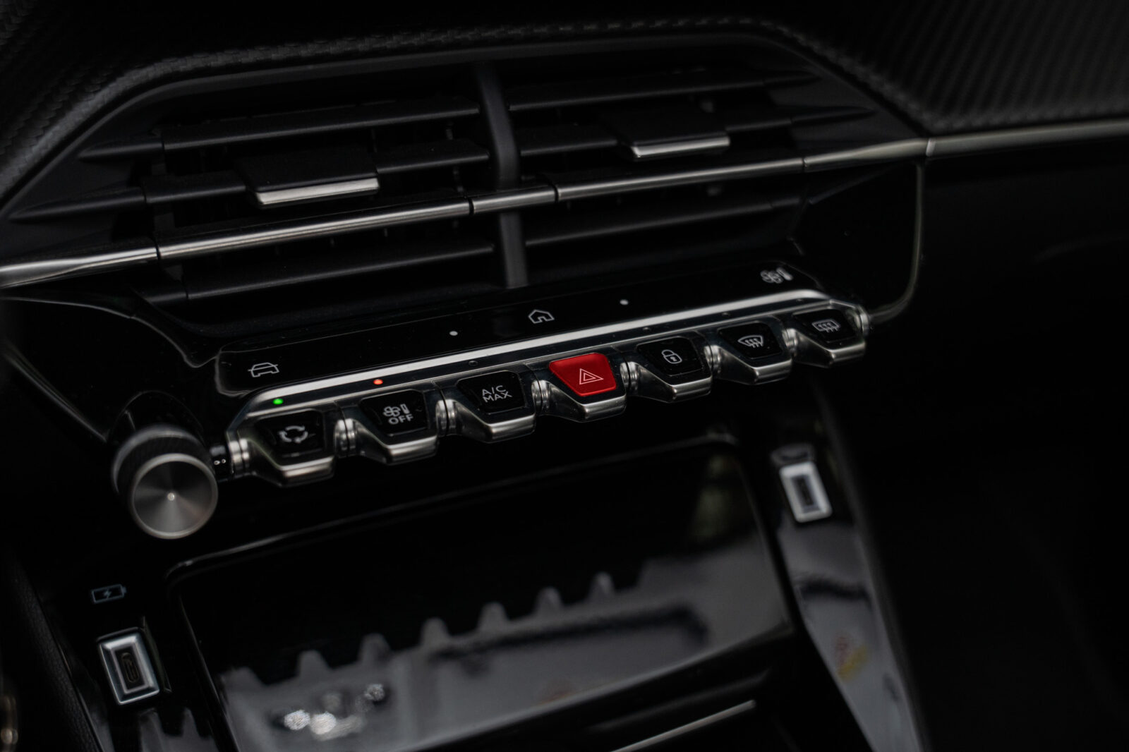 peugeot_208_allure-16