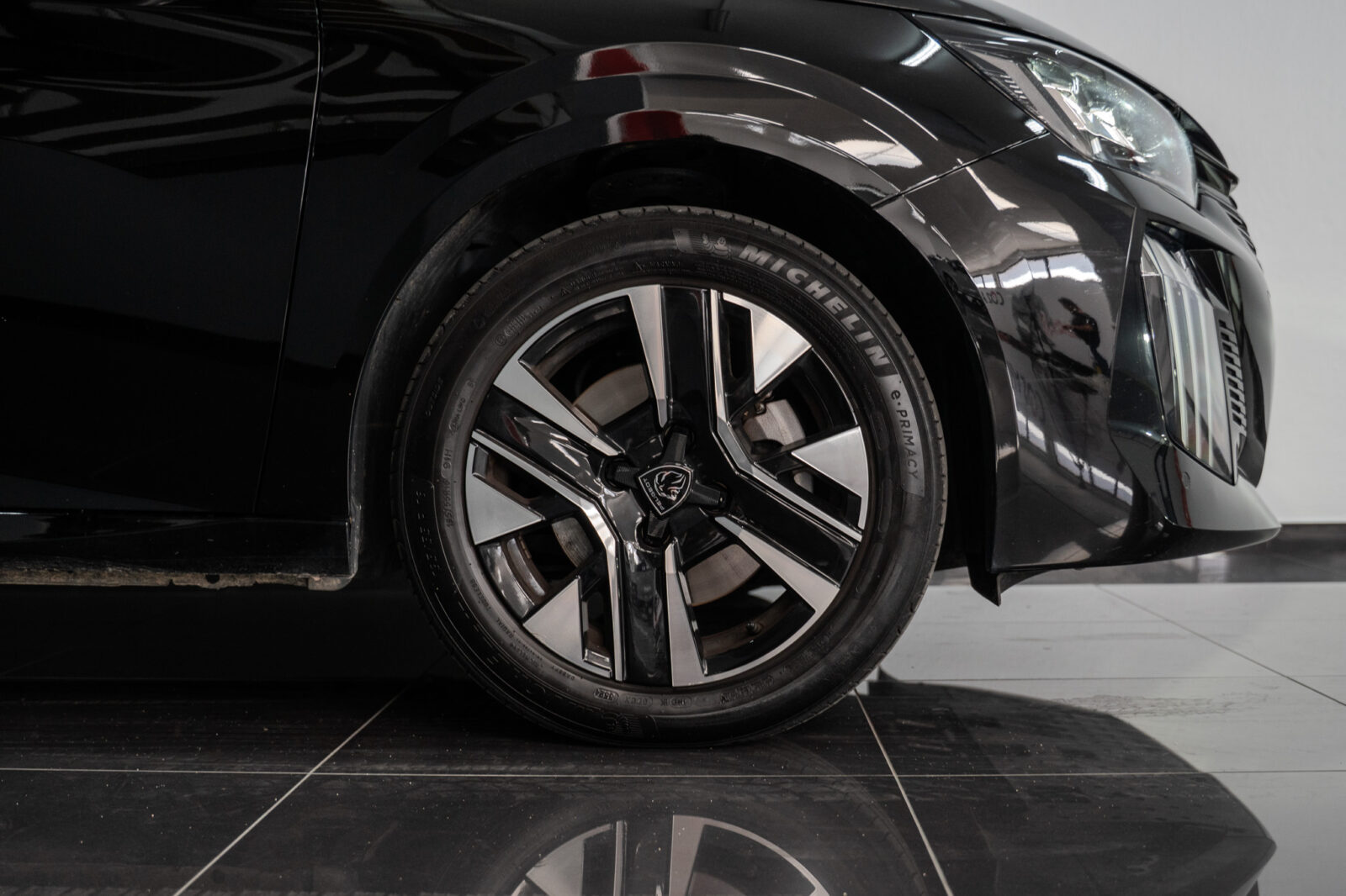peugeot_208_hybrid-03