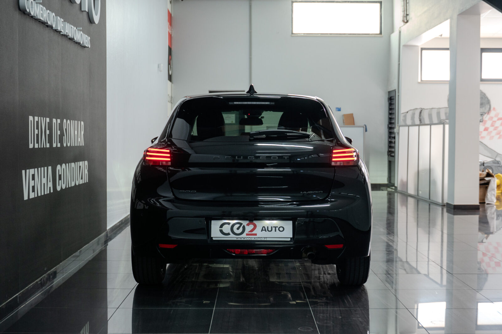 peugeot_208_hybrid-05