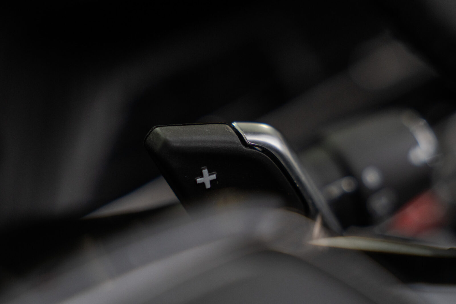 peugeot_208_hybrid-10