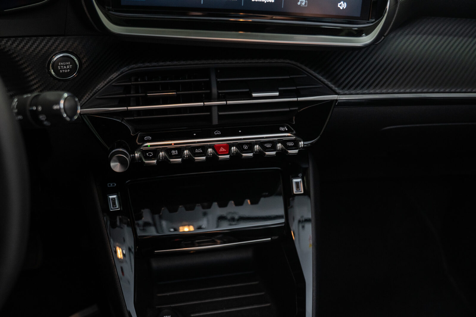 peugeot_208_hybrid-15