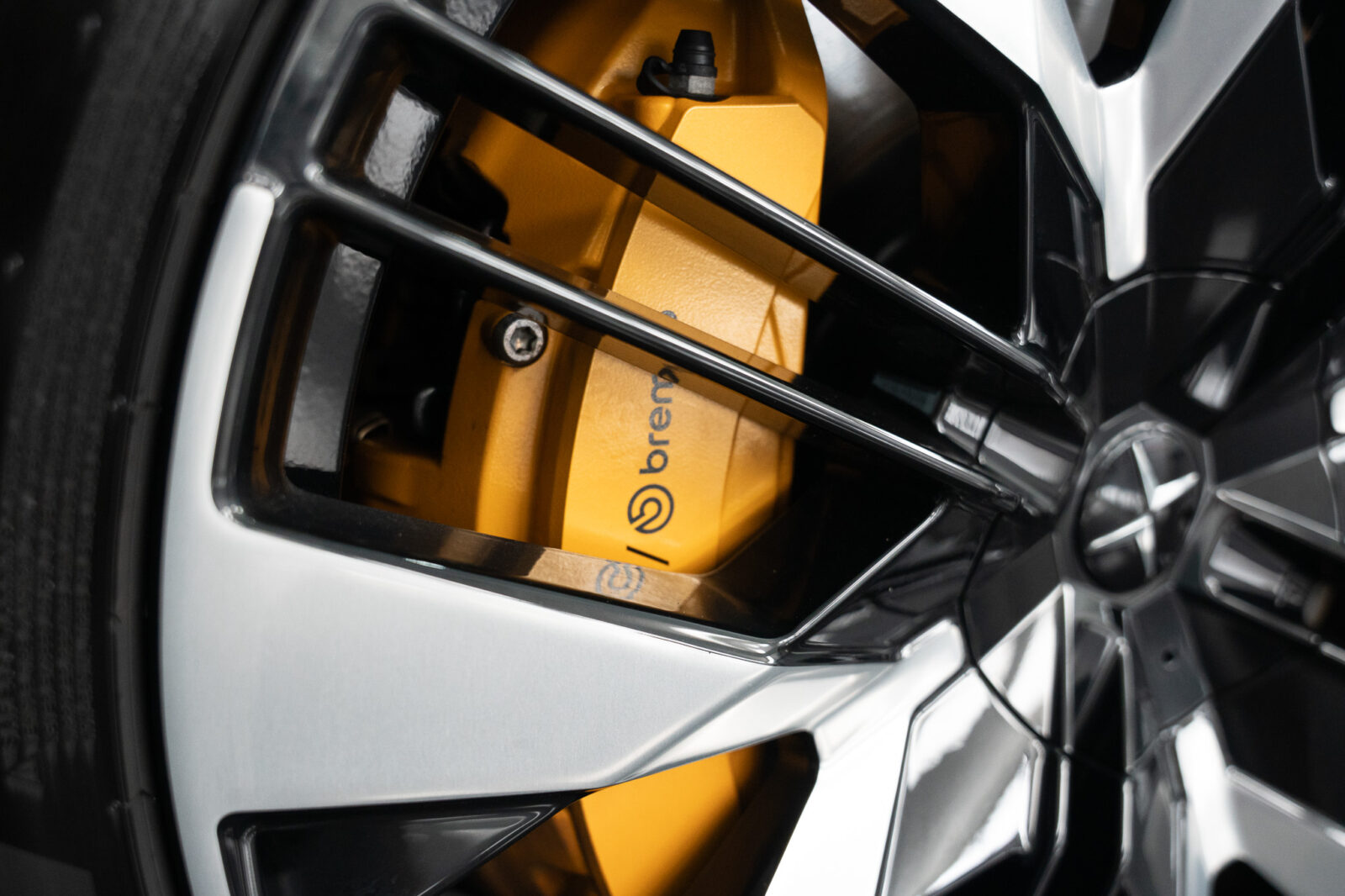 polestar_4_performance-12