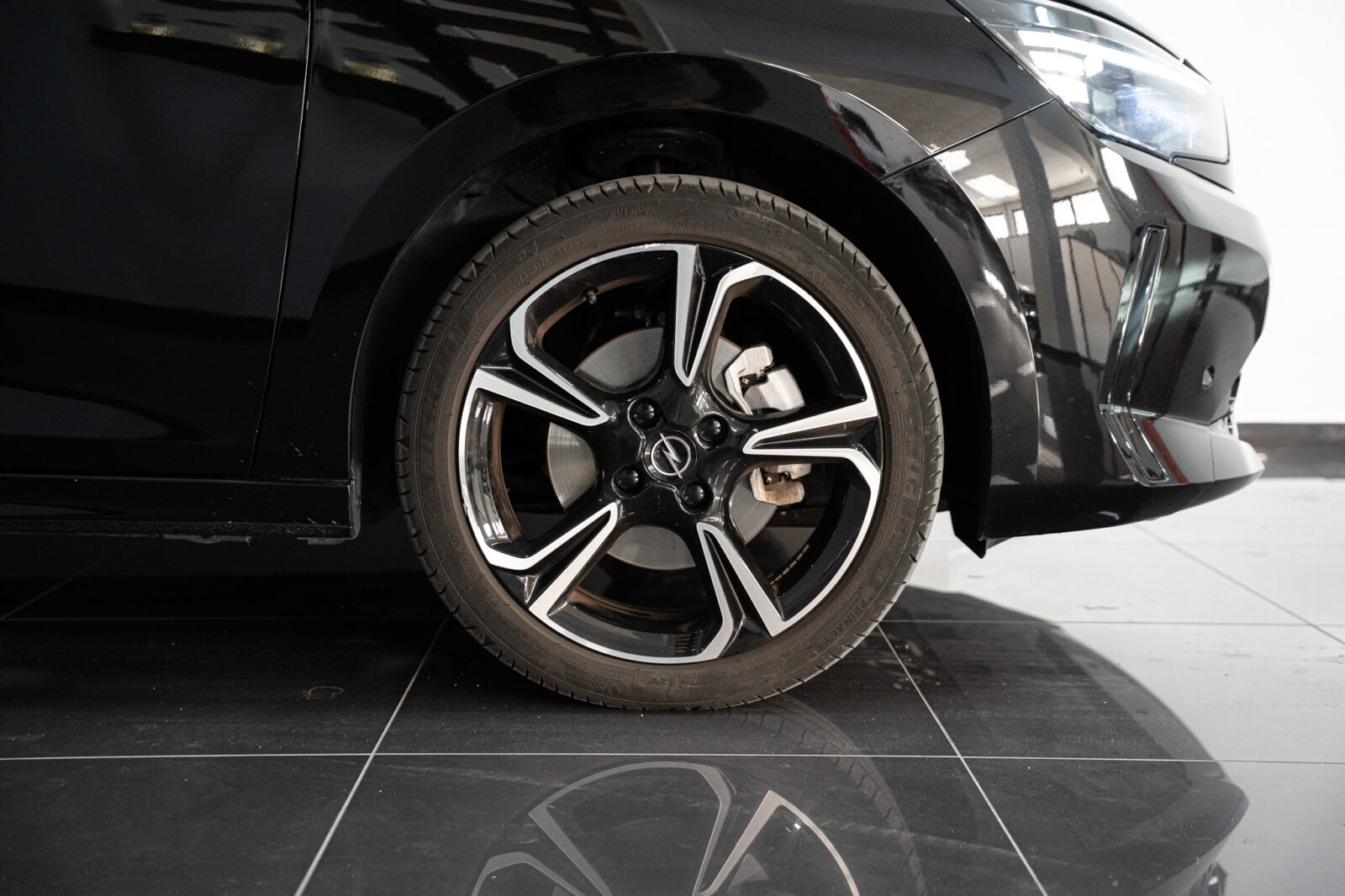 Aopel-corsa-12t-hybrid-gs-line-hibrido-comprar-stand-co2-auto-pataias-5